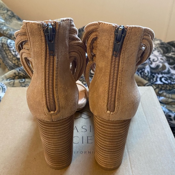 Oasis Tan Suede Heeled Sandals - Picture 6 of 12